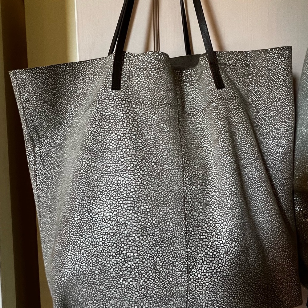 Linde Gallery St.Barth GOUVERNEUR M - GALUCHAT - PRINTED SUEDE - SHELL